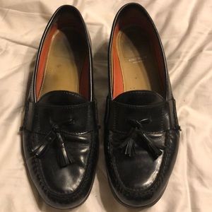 Dress shoes